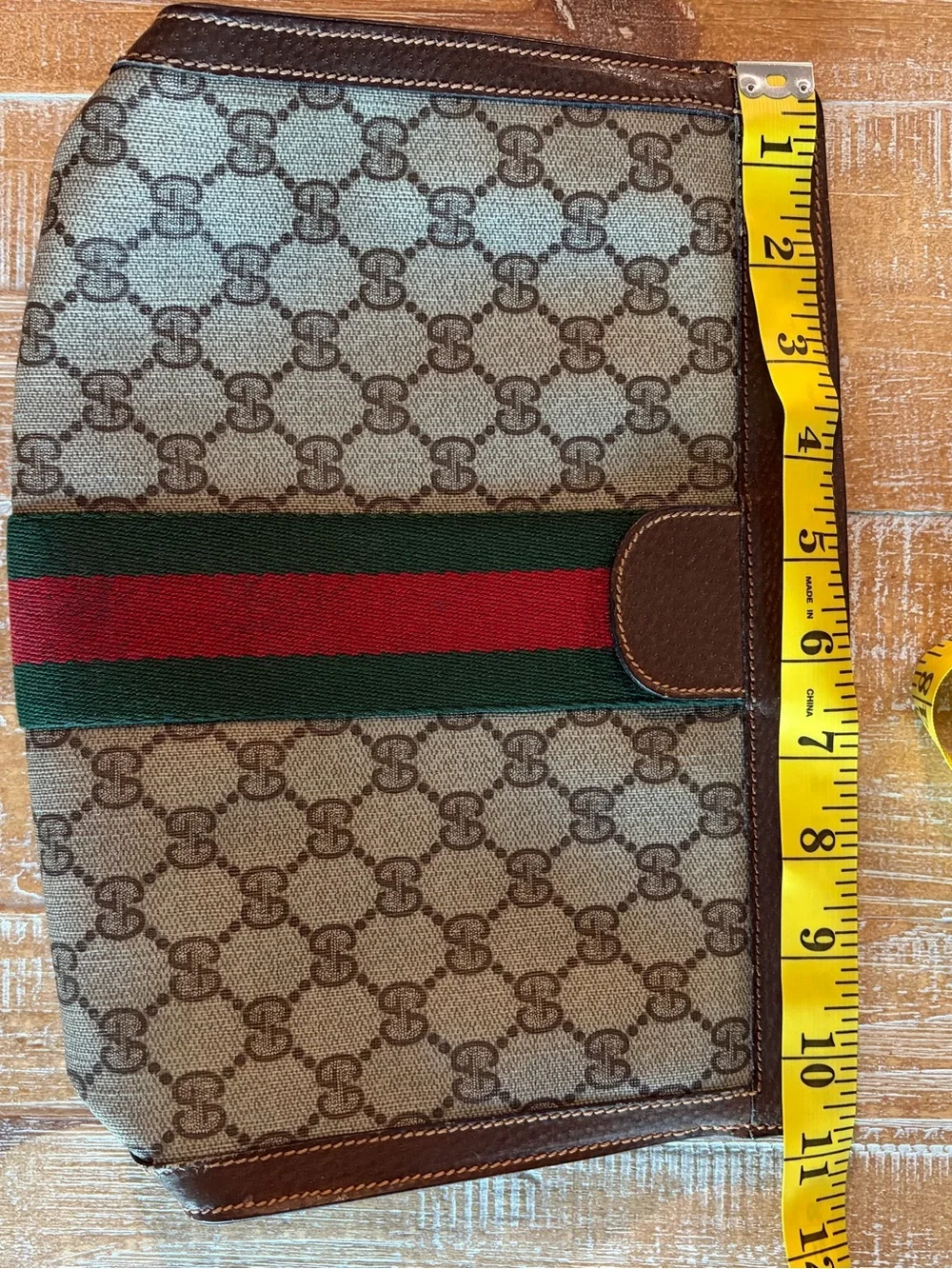 Vintage Gucci GG Supreme Portfolio Clutch Brown Leather Accessory Collection